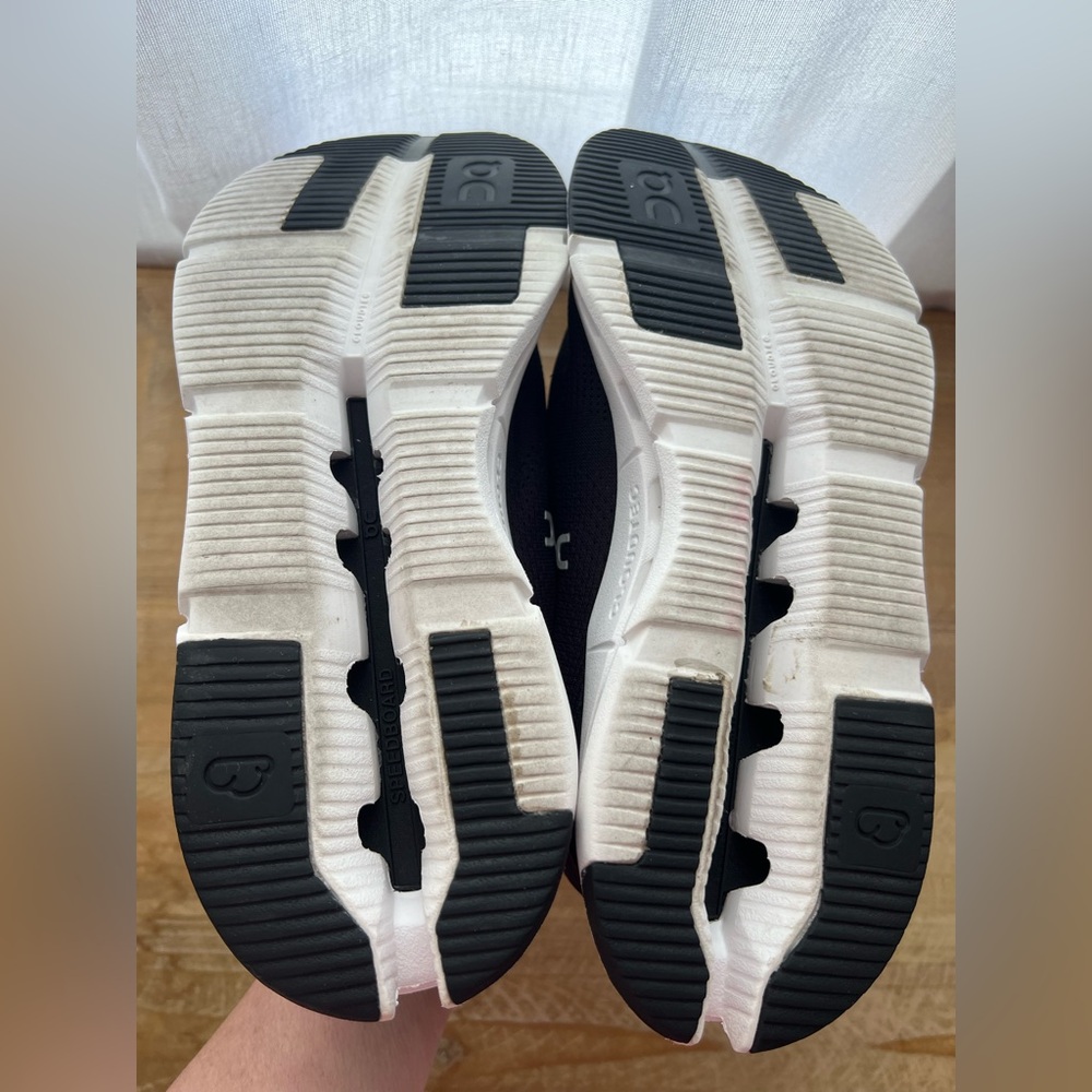 On Cloud Running Cloudnova in Phantom/White Women’s Size 9.5 - Picture 12 of 13